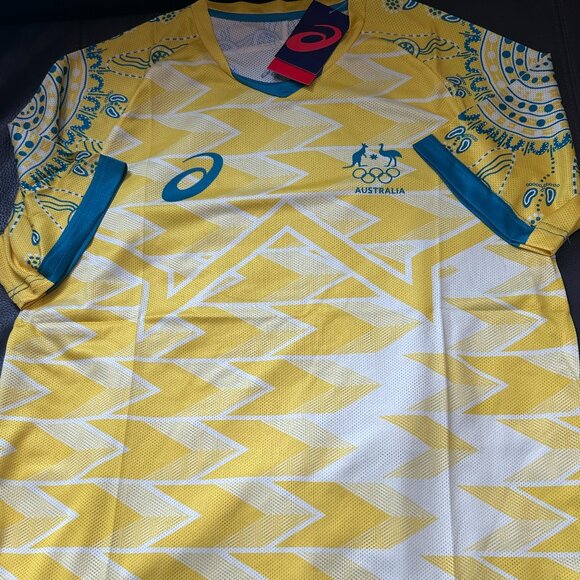 AUSTRALIA National Team Soccer JERSEY Sz Men's M,L,XL or 2XL NWT by Asics - Picture 1 of 6